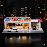Collection d'atelier automobile en plastique premium 1:64 - Atelier de tuning japonais réaliste avec plusieurs véhicules pour étagères ou bureaux