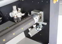 Laminateur électrique automatique LF1700-F1 Pro 1600 mm, machine à plastifier à chaud et à froid avec une vitesse de 50 m/min pour l'emballage papier