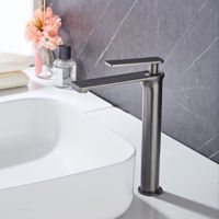 Robinet de lavabo moderne en laiton brossé doré, à poignée unique, résistant à la corrosion, durable, à montage sur comptoir, design personnalisé et écologique