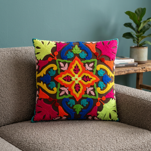 Housse de coussin carrée indienne Suzani 100% coton tissu avec motif brodé à la main taies d'oreiller les plus populaires - Product Image 3