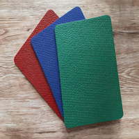 Rouleaux de revêtement de sol PVC Runsure à faible teneur en COV, surface marbre, adaptés aux gymnases scolaires, écologiques pour le marché américain, fournis par le fabricant