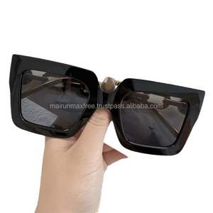 Gafas de Sol Cuadradas de Moda para Mujer, Elegantes y Sensuales, con Marco de Acero Inoxidable, Certificación CE UV400, Diseño de Diseñador, Novedad, Logotipo Personalizado de China - Product Image 1