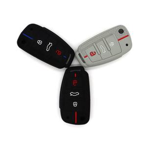Fournisseurs chinois pour <span class=keywords><strong>Audi</strong></span> A4 Fob portefeuille avec Logo de marque de voiture promotionnel Oem bas prix étui de couverture de clé de voiture en Silicone - Product Image 4