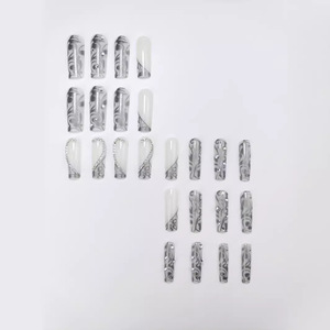 Ongles à presser de luxe argentés effet tourbillon, longs, forme cercueil, avec strass 3D, réutilisables, en acrylique, pour femmes, soirées et bals de promo - Product Image 3