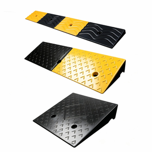 <span class=keywords><strong>Rampe</strong></span> de trottoir portable en caoutchouc à prix d'usine, avec <span class=keywords><strong>fil</strong></span> d'<span class=keywords><strong>acier</strong></span> intégré, pour voiture et fauteuil roulant, capacité 5 kg, vitesse 1-5 mph, diverses spécifications - Product Image 5