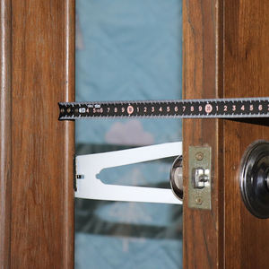 Chiavistello per porta per gatti chiusura per porta per animali domestici chiusura per porta con cinturino regolabile per gatti o animali domestici facile ingresso gatti e mantiene i cani all'aperto - Product Image 5