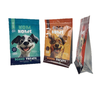 Emballage alimentaire personnalisé de 1 kg pour chien et chat Sac scellé de huit côtés avec fenêtre transparente et fermeture éclair Sac de plastique pour casse-croûte et noix Pochette