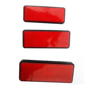 Garde-boue arrière tout-terrain pour moto avec réflecteur d'avertissement de freinage carré - Product Image 4