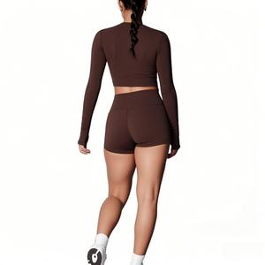 Fournisseur en gros de hauts de yoga à manches longues, t-shirt confortable et douillet, veste de sport pour le yoga et la salle de sport pour femmes - Product Image 5