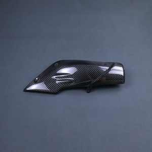 Panneau d'admission d'air latéral droit en fibre de carbone sèche de haute qualité pour moto <span class=keywords><strong>BMW</strong></span> R <span class=keywords><strong>NINE</strong></span> <span class=keywords><strong>T</strong></span> - Product Image 4