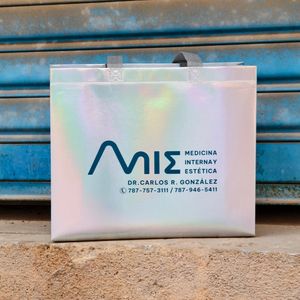 Sac fourre-tout en non-tissé laser holographique personnalisé avec logo pour la vente en gros de vêtements - Product Image 1