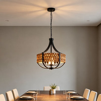 Lustre contemporain en fer noir mat avec cadre en rotin tissé à la main, lampe suspendue creuse pour restaurant
