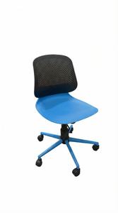 Chaise de bureau moderne en cuir PU, base en acier, roulettes pivotantes, assise ergonomique, accoudoirs réglables en hauteur pour étudiants, personnel et usage de bureau - Product Image 4