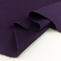 Tissu sergé violet foncé TC 65/35 32*32 130*70 en polyester et coton tissé pour uniformes et vêtements de travail
