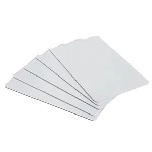 Carte PVC imprimable vierge blanche en plastique CR80 avec puce pour carte de contrôle d'accès à clé d'hôtel