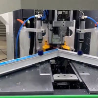 Machine de nettoyage d'angles CNC pour profilés PVC de fenêtres, avec 9 outils