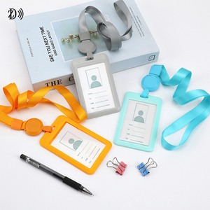 Impresión Personalizada de Tarjetas de Identificación RFID NFC 13.56MHz Resistentes al Agua, Tarjetas de Membresía para Eventos, Pases VIP, Pases de Trabajo, <span class=keywords><strong>Credenciales</strong></span> de <span class=keywords><strong>PVC</strong></span> - Product Image 5