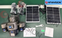 Caméra de sécurité extérieure PTZ solaire 4G OEM d'usine avec 4 objectifs, 4 écrans, 8MP AOV et batterie 12000mAh pour ferme et chantier