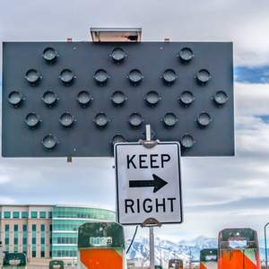 علامة عالية الجودة للحفاظ على الهواء الطلق ، لوحة الألومنيوم + m مهندس درجة عاكسة علامة سلامة المرور حجم مخصص - Product Image 4