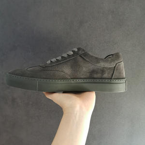 Zapatillas Retro de Gamuza OEM, Estilo Casual, Personalizadas con Etiqueta Privada, Zapatos de Gamuza de Vaca para Skateboarding para Hombre - Product Image 4