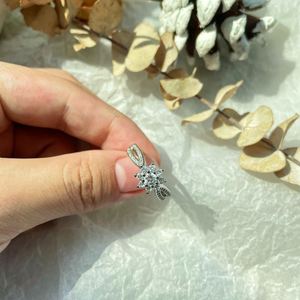 Anillos de Plata de Ley 925 con Diseño de Clúster CZ de Dylam, Anillo de Plata con Piedra Blanca, Anillo de Circonia Cúbica de Plata de Ley - Product Image 5
