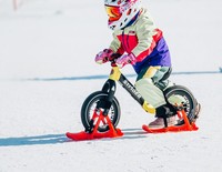 Planche à roulettes universelle pour vélo d'équilibre pour enfants de 12 pouces, résistante aux basses températures, attache de luge pour enfants, accessoires de vélo d'hiver