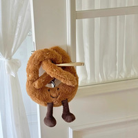 Porte-clés en peluche créatif en forme de croissant, charmant pendentif baguette, couleur personnalisable, rembourrage en coton PP, jouet doux en polyester, cadeau pour femme