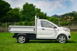 Epic0หมวดหมู่ L7E ยานพาหนะอเนกประสงค์ระบบไฟฟ้าสี่ล้อระยะทาง140-210กม. เบาะหนังแบตเตอรี่ลิเธียมกล้องด้านหลังซ้าย - Product Image 4