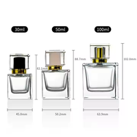 Bouteilles de parfum en verre vides carrées de qualité supérieure 30ml 50ml 100ml Bouchons multicolores Pulvérisateur à pompe Prix d'usine Boîtes en papier d'emballage en carton