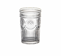 Ensemble de quatre pièces de verres à eau en cristal transparent