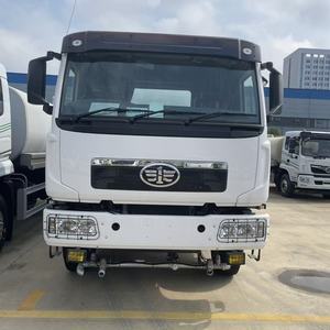 FAW Camión <span class=keywords><strong>cisterna</strong></span> <span class=keywords><strong>de</strong></span> agua diésel <span class=keywords><strong>de</strong></span> 20 toneladas Euro3 5 6x4 Camión <span class=keywords><strong>de</strong></span> agua potable <span class=keywords><strong>de</strong></span> <span class=keywords><strong>5000</strong></span> <span class=keywords><strong>galones</strong></span> Camión grande <span class=keywords><strong>de</strong></span> limpieza <span class=keywords><strong>de</strong></span> carreteras <span class=keywords><strong>de</strong></span> 20.000 litros - Product Image 5