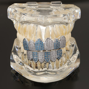 Grillz dentaire Hip Hop unisexe incrusté de zircon, bijoux de fête au design géométrique, style Iced Out - Product Image 2