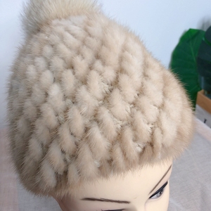 Tùy Chỉnh Thiết Kế Dễ Thương Phụ Nữ Ấm Áp Phụ Nữ Cap Thời Trang Mùa Đông Bất Chồn Đuôi Lông <span class=keywords><strong>Hat</strong></span> Với Fox <span class=keywords><strong>Fur</strong></span> Pom Pom Cho Người Lớn Và Trẻ Em - Product Image 4