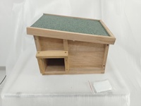 Maison pour hérissons en bois de style moderne avec toit en feutre, couleur et taille personnalisées pour une utilisation en extérieur dans le jardin ou la forêt
