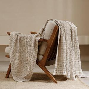 Couverture fine tricotée pour toutes les saisons, personnalisable pour la décoration de chambre, couverture décorative en tricot gaufré OEM ODM - Product Image 4