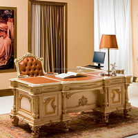 Bureau de direction en bois massif antique, mobilier de luxe haut de gamme avec des sculptures élégantes, style de conception traditionnel pour PDG
