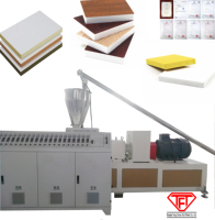 Mesin Ekstrusi Papan Busa PVC/PC dengan Waktu Residu Lelehan Pendek dan Kontrol Suhu Presisi (220 hingga 265) ° C).