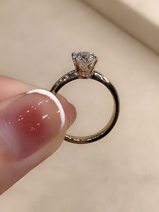 キュートでラグジュアリーなレディース用エタニティリング、記念日・結婚式用シルバー925、ローズゴールド18金メッキ、0.5カラットオーバルラボグロウンダイヤモンドIIG認定リング - Product Image 3