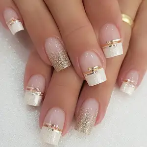 24 Stück Glitzer folie Gold Luxus Design Französisch Stil Quadrat Acryl Hochzeit Verlobung künstliche falsche Nägel drücken auf Nägel