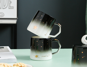 Tasse en céramique créative Lune, Mug à café en porcelaine mignon avec étoiles dorées et couvercle en forme de lune – Grande Vente - Product Image 2