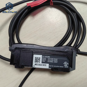 Unidad Amplificadora de Expansión KEYENCE LV-N12N, Unidad de Extensión de Sensor Láser Digital Serie LV-N, Cable NPN LV N12N - Product Image 1