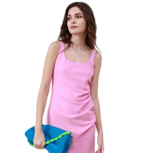 ठोस रंग स्वभाव सरल प्लीटेड बनियान स्कर्ट सुरुचिपूर्ण पार्टी स्लिम फिट घुटने तक की लंबाई वाली पोशाक