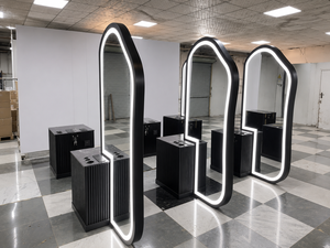 Espejo Modular de Lujo para Salón de Belleza, Personalizado en Mármol Negro, Mobiliario para Salón de Belleza y Peluquería, Diseño para Barbería - Product Image 1