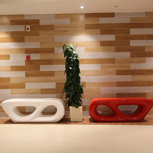 Banc de patio en fibre de verre, mobilier d'extérieur contemporain, sièges durables pour parc, design moderne pour 2 personnes - Product Image 2