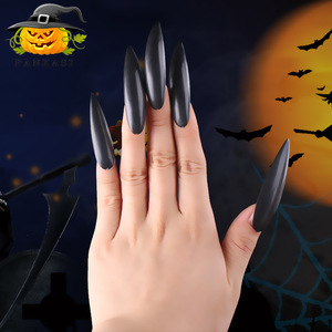 Faux ongles noirs pour Halloween, 10 pièces, longs et pointus, accessoires de costume de sorcière et de vampire, accessoire de maquillage en plastique - Product Image 3