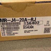 MR-J2-350CT Amplificador de Servoaccionamiento AC con Interfaz General, Pulso de Cadena, para Máquinas CNC, Robots, Empaquetado y Posicionamiento de Precisión