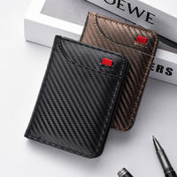 Dompet gaya bisnis pria minimalis, dompet desain serat karbon kulit PU ramping, tempat kartu dengan penutup klip untuk kartu kredit