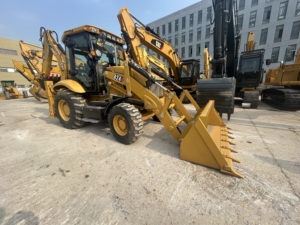 Chargeuse-pelleteuse CAT 424 neuve de 8,5 tonnes, moteur diesel Cat C3.6 Tier 4, godet 4-en-1, attache rapide, 0 heure, garantie usine, CE EPA - Product Image 4