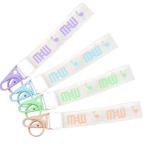 Оптовая продажа на заказ пластиковый ремешок на запястье брелок дизайнерский брелок браслет брелок оптом - Product Image 1