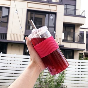 Vente en gros de bocal en verre à large ouverture en borosilicate avec manchon en silicone Tasses à thé Boba réutilisables avec couvercle et paille - Product Image 3
